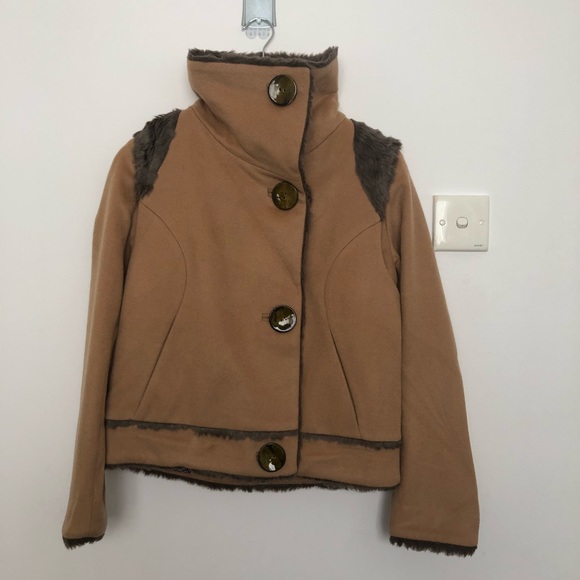 Camel colored jacket with faux fur trim - Picture 2 of 8